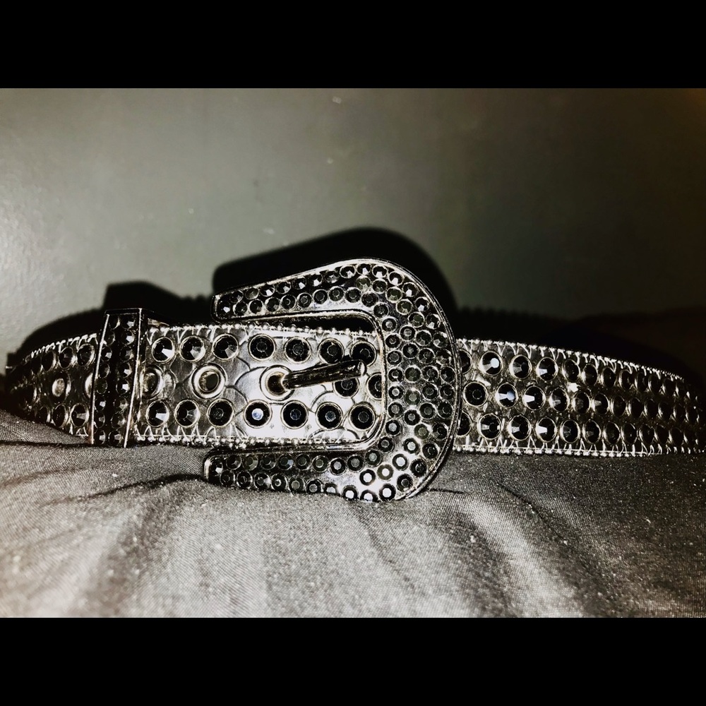 DNA Belt- Alligator Skin With Black Stones